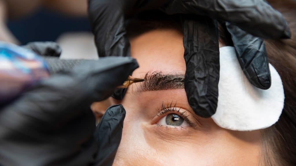 maquillage-permanent-ses-avantages